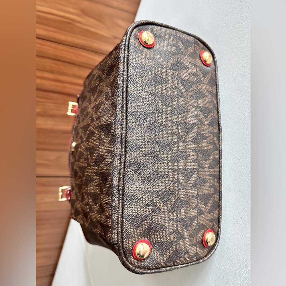 MICHAEL Michael Kors Jet Set Travel Medium
Logo Tote (EUC) - Picture 5 of 15